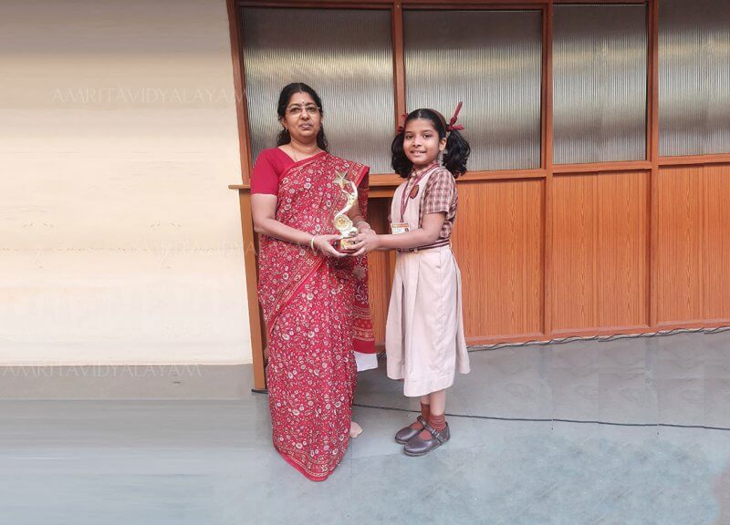 success-in-solo-singing-competition-amrita-vidyalayam-pune